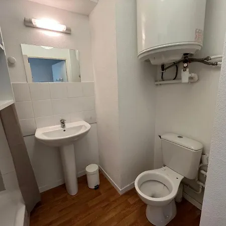 Acajou, Avec Terrasse Et Parking Prive *