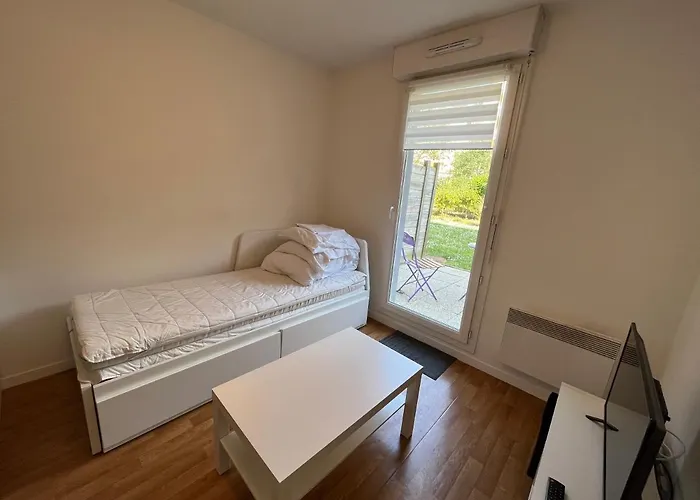 Lägenhet Acajou, Avec Terrasse Et Parking Prive